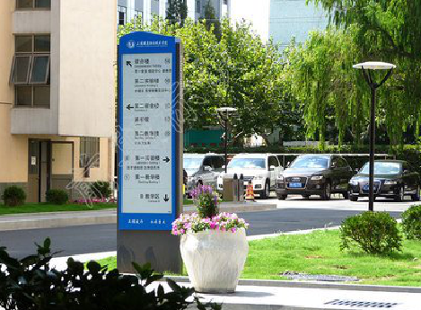 武宣哪些因素影响宣传栏的制作？