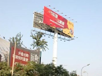 武宣户外广告怎么做才能让人一眼记住？